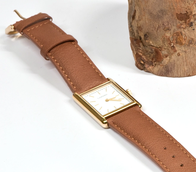 men watch