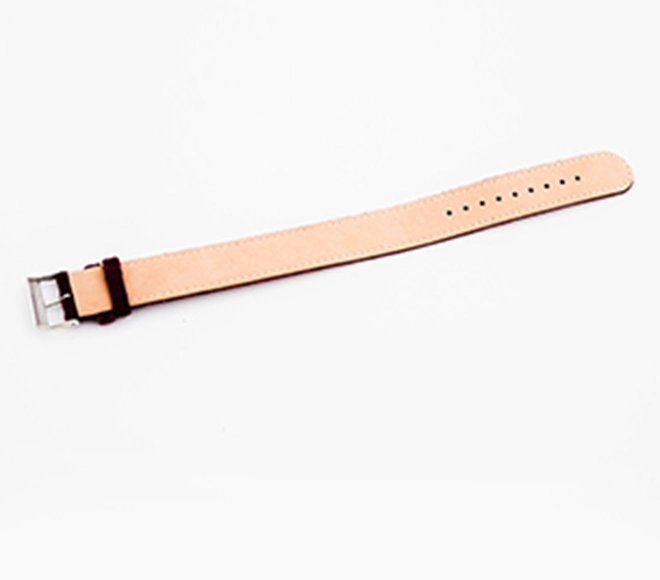 adjusting watch band